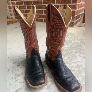 Men’s Ostrich Cowboy Boots, size 10 D